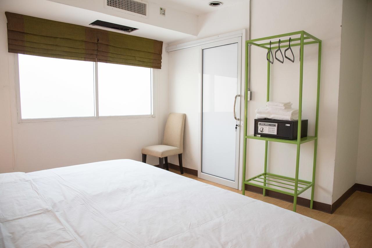Bed & Body Hostel กรุงเทพมหานคร ภายนอก รูปภาพ