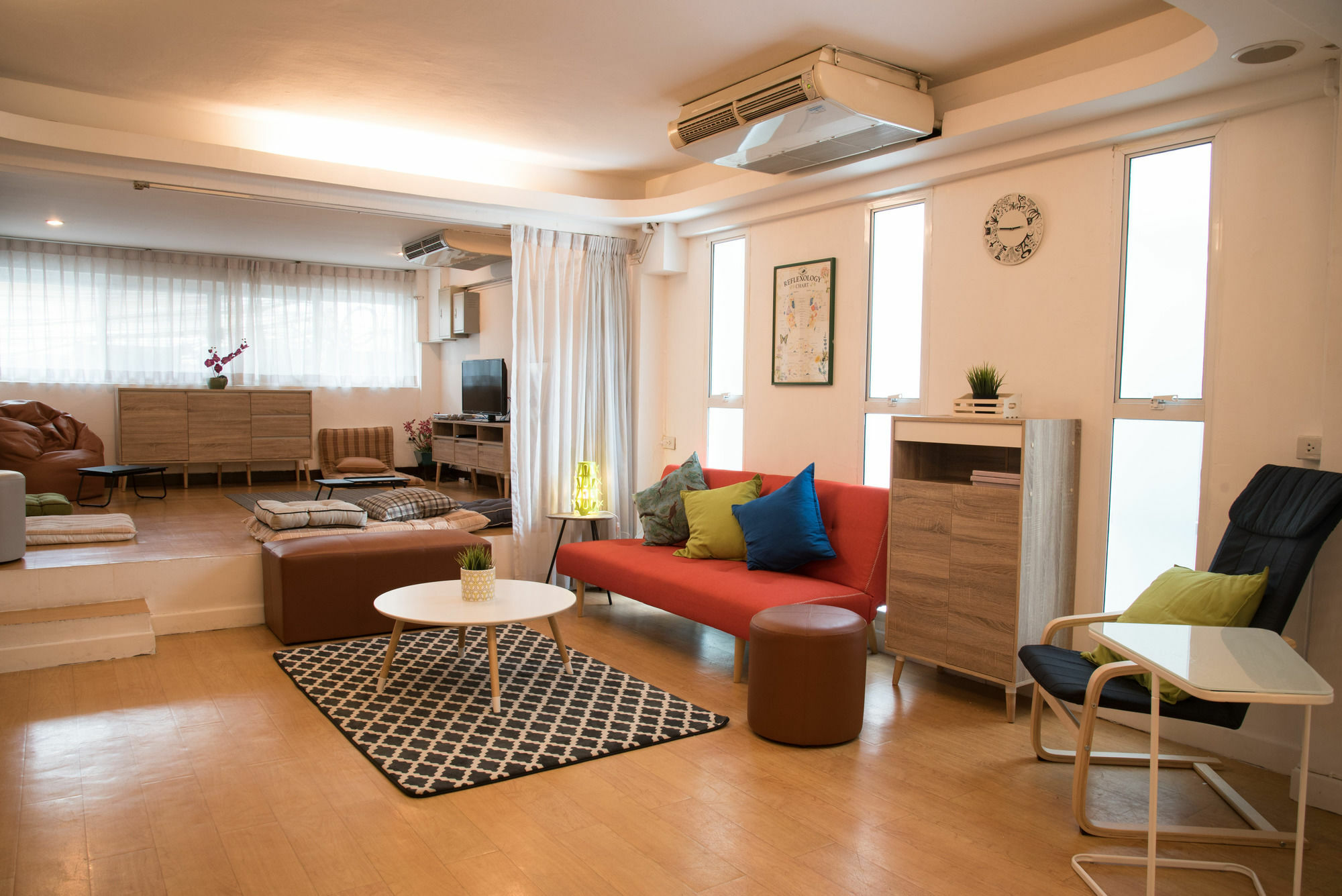 Bed & Body Hostel กรุงเทพมหานคร ภายนอก รูปภาพ