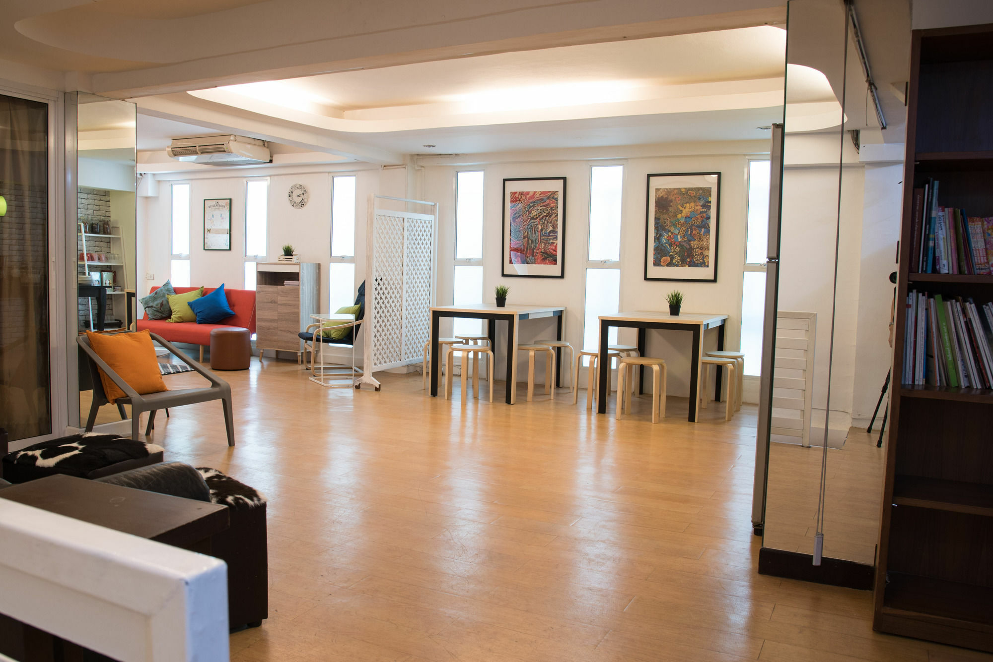 Bed & Body Hostel กรุงเทพมหานคร ภายนอก รูปภาพ