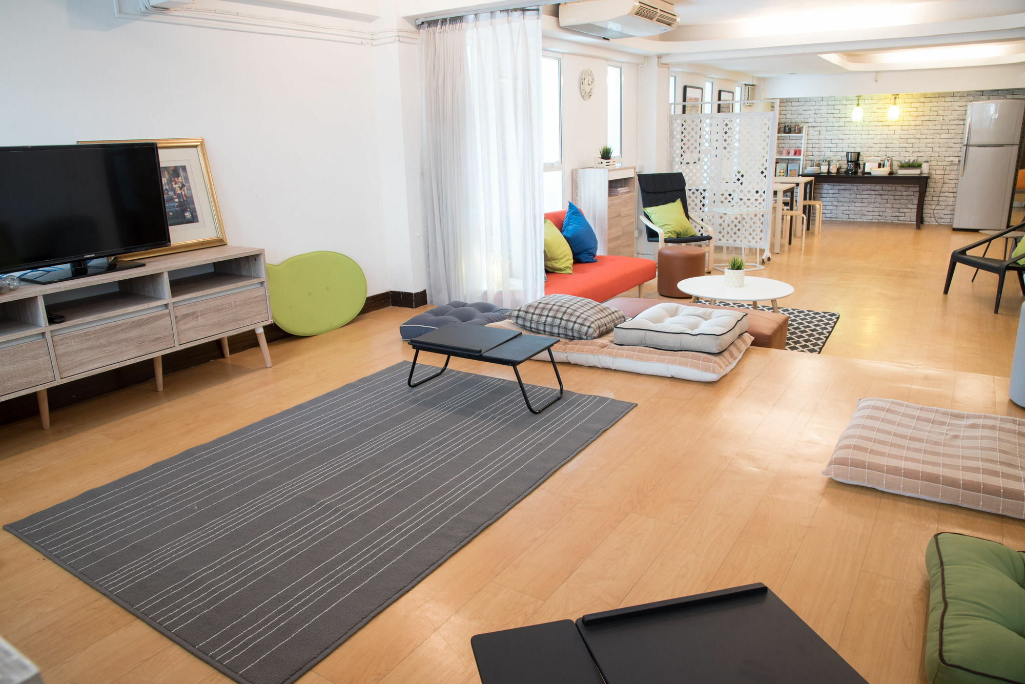 Bed & Body Hostel กรุงเทพมหานคร ภายนอก รูปภาพ